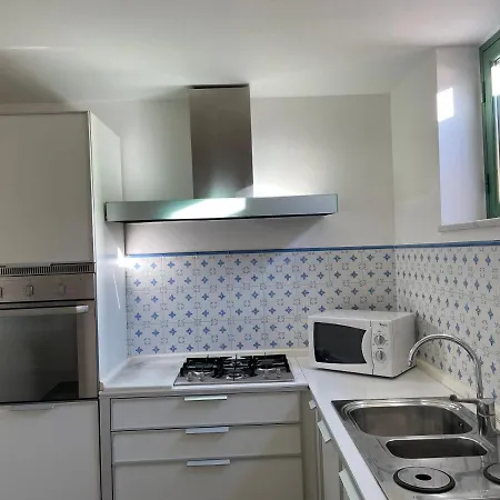 Splendida Taverna Dotata Di Tutti I Comfort A 500 Mt Dal Mare Lejlighed *